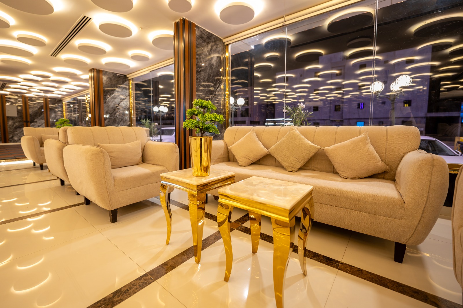 Gold Lobby